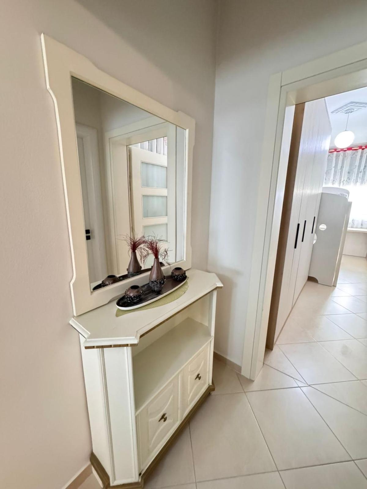 Family Apartment Hotel *